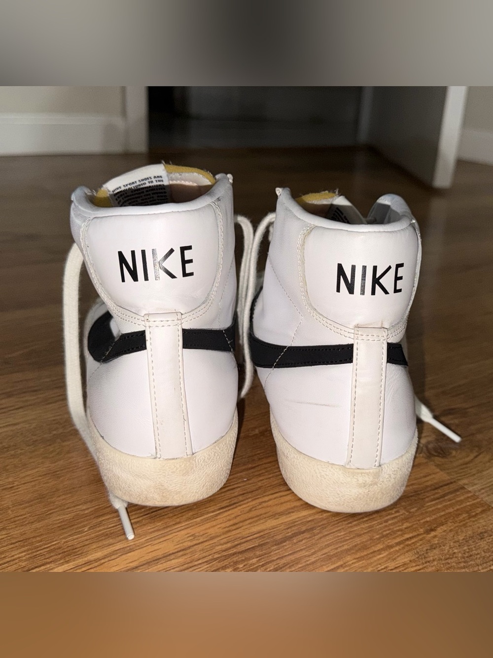 Nike Blazer Mid 77 White Black Women - Picture 5 of 7
